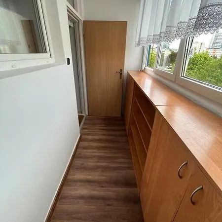 Apartament W Kultowym Falowcu 아파트 *